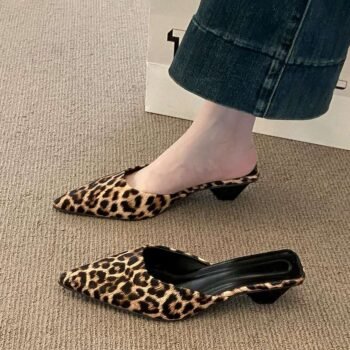 Elegant Pointed-toe Unique Mid-Heel